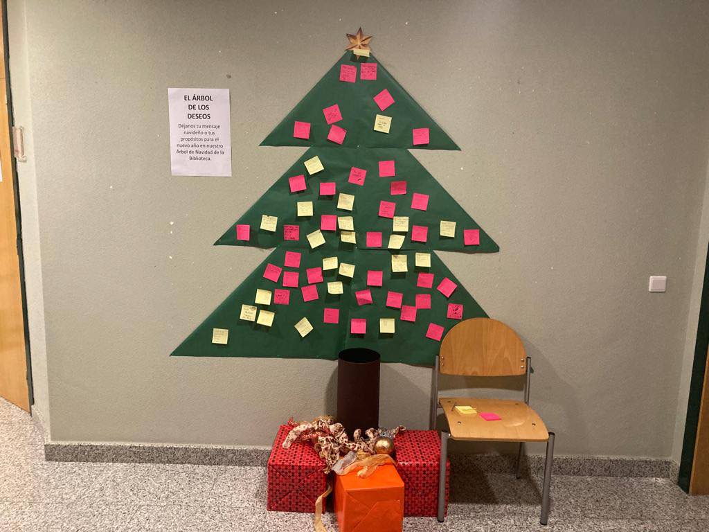 Árbol de los deseos en Carbajosa de la Sagrada