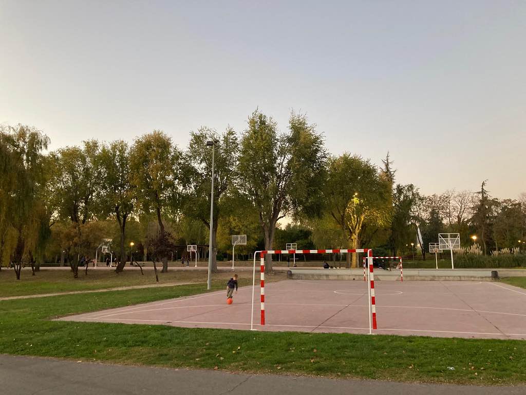 Campo de fútbol en el Parque de los Jesuitas en Salamanca