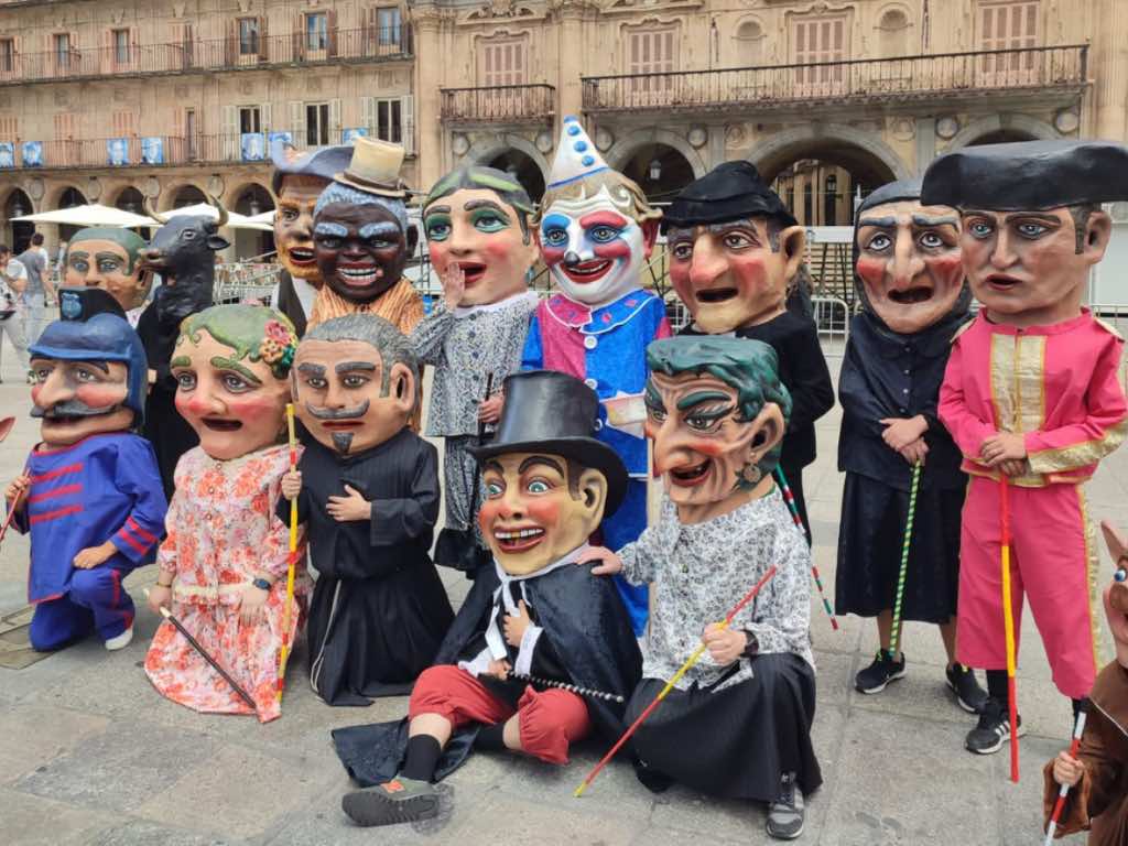 Charangas y cabezudos Salamanca