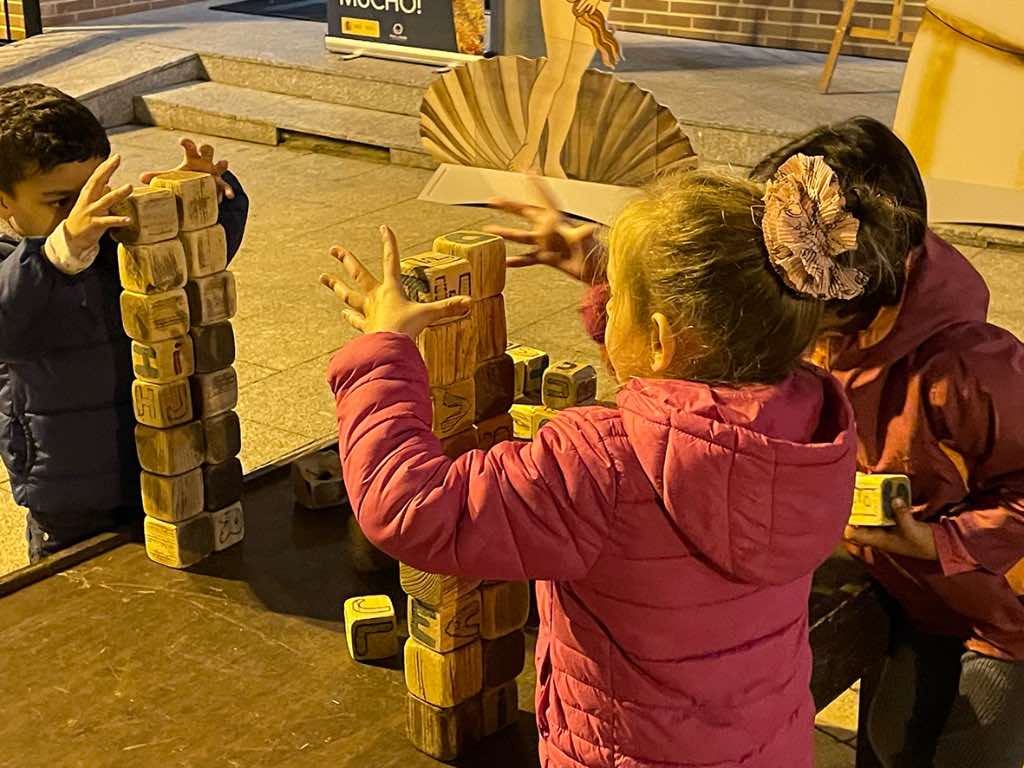 Juegos gigantes de madera. Carbajosa de la Sagrada