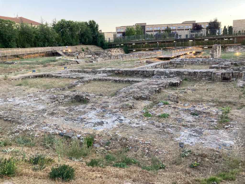 Parque Arqueológico del Botánico en Salamanca-4