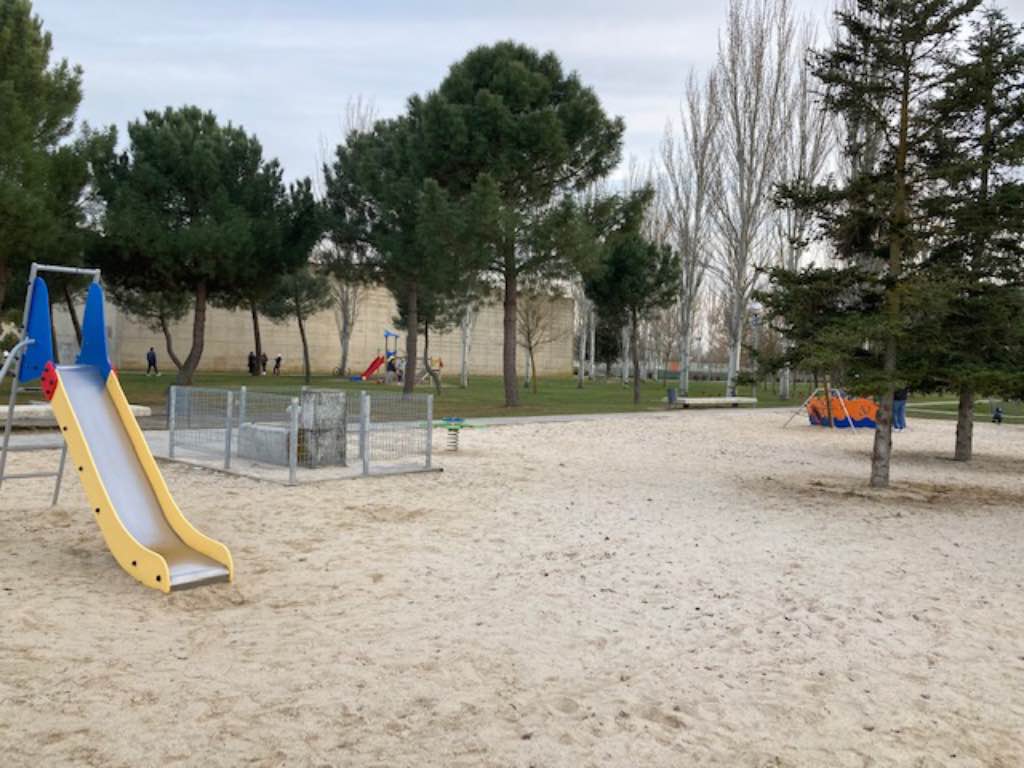 Zona de ocio infantil en La Aldehuela, Salamanca