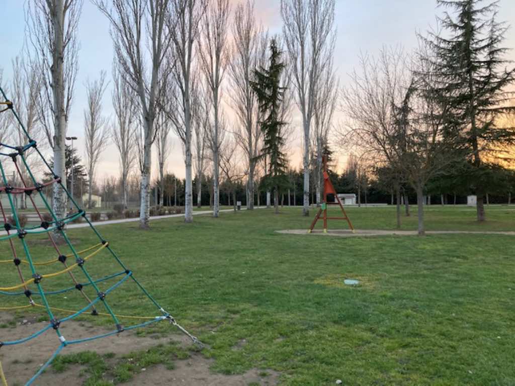 Zona de ocio infantil en La Aldehuela